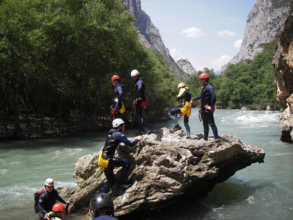 Outdoor conference Canyoning Pyrenees