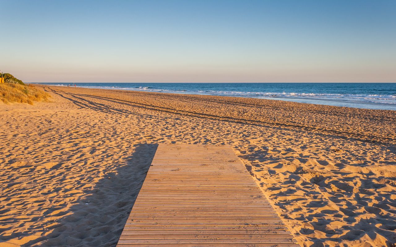 outdoor meeting Gava mar beach